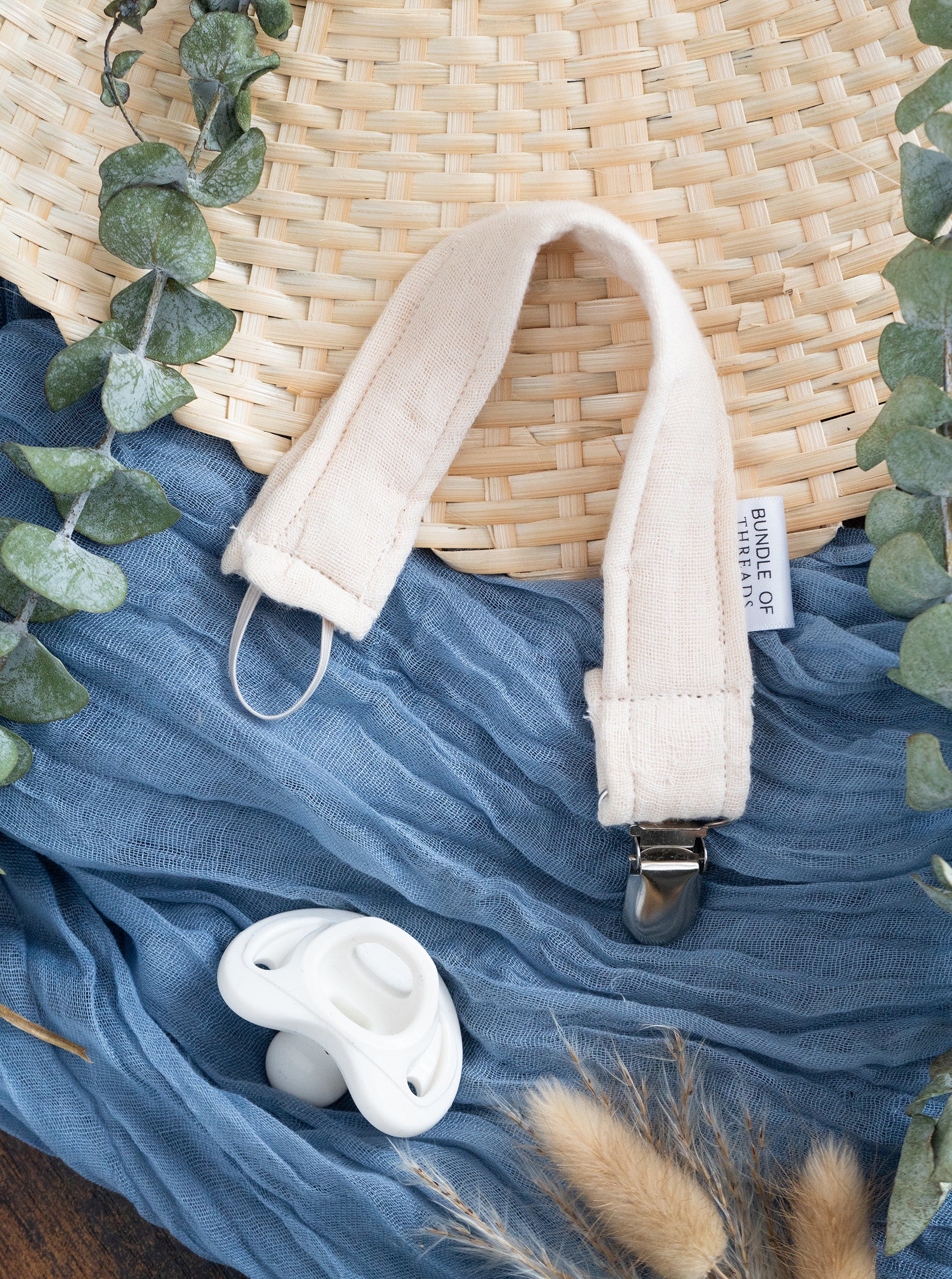 Pacifier Clip | Ivory Cloud