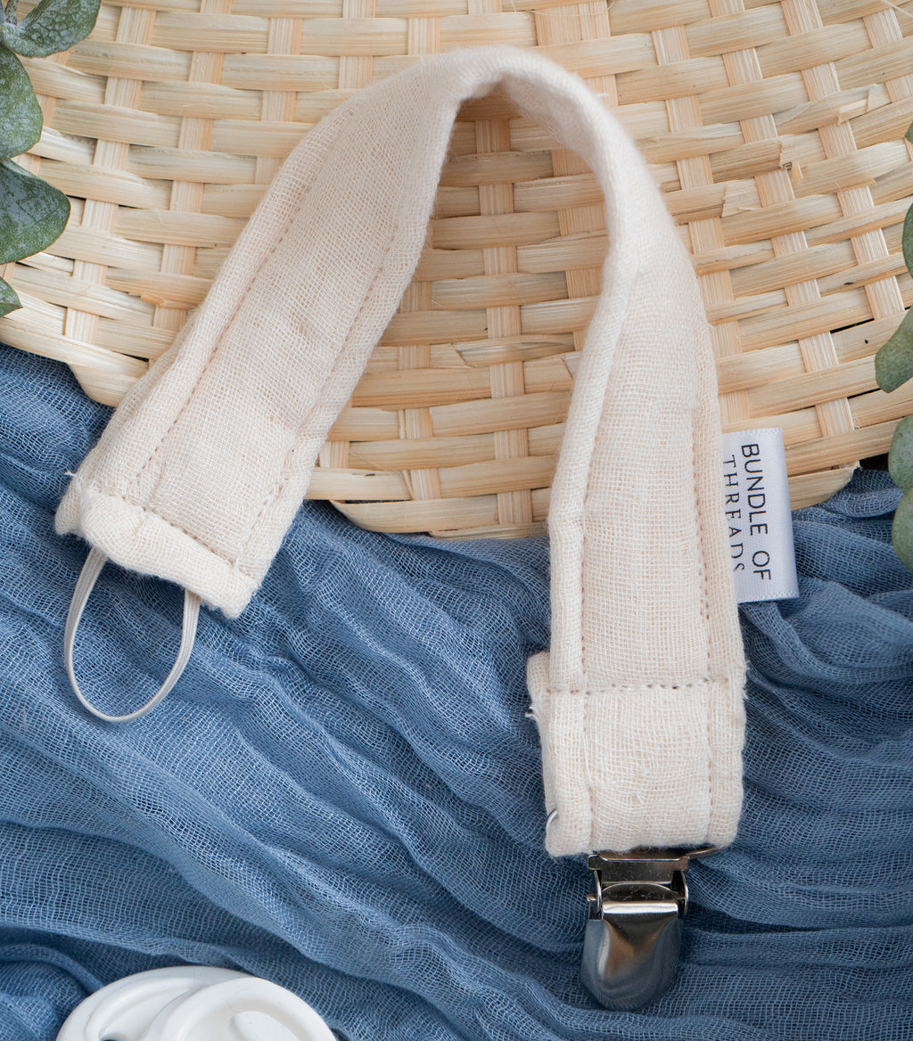 Pacifier Clip | Ivory Cloud