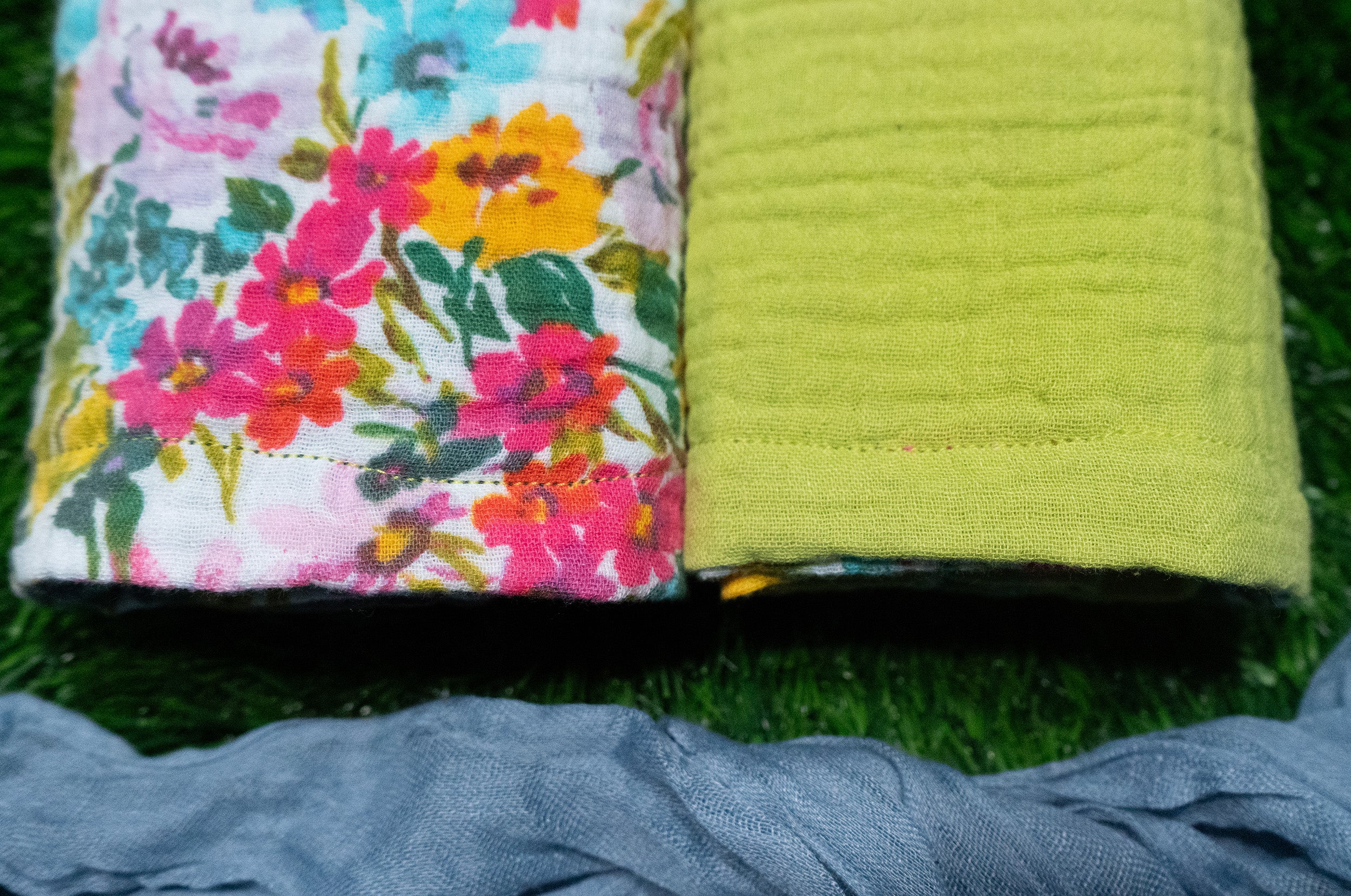 Muslin Burp Cloth Set | Secret Garden